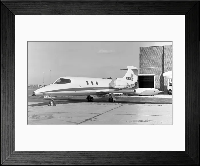 Framed Print : Gates Learjet 25 N914SB Framed Print : Gates Learjet 25 N914SB