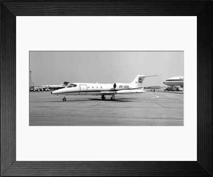 Framed Print : Learjet 35A SE-DDG Framed Print : Learjet 35A SE-DDG