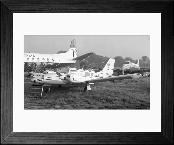 Framed Print : Piper PA-34 Seneca G-BBLU Framed Print : Piper PA-34 Seneca G-BBLU
