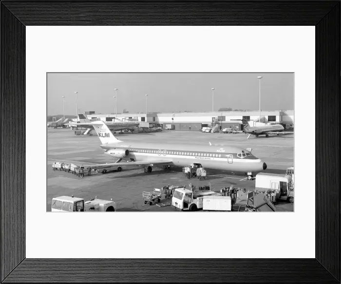 Framed Print : McDonnell Douglas DC-9 PH-DNH Framed Print : McDonnell Douglas DC-9 PH-DNH