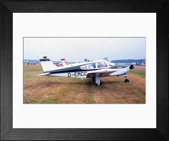 Framed Print : Piper PA-28 Cherokee Arrow II D-EMCC Framed Print : Piper PA-28 Cherokee Arrow II D-EMCC