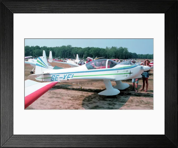 Framed Print : Piel CP-301A Emeraude SE-XEI Framed Print : Piel CP-301A Emeraude SE-XEI