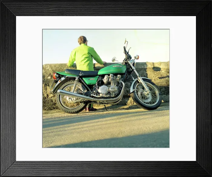 Framed Print : Kawasaki Z 650 motorbike Framed Print : Kawasaki Z 650 motorbike
