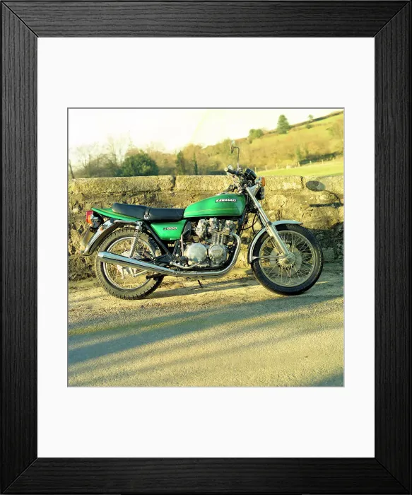 Framed Print : Kawasaki Z 650 motorbike