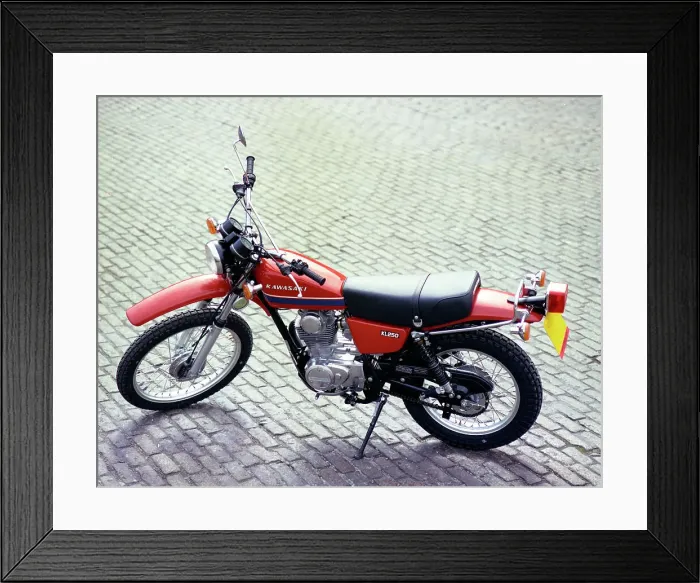 Framed Print : Kawasaki KL 250 motorbike Framed Print : Kawasaki KL 250 motorbike