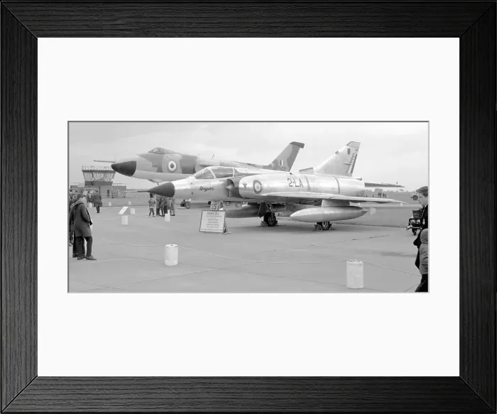 Framed Print : Dassault Mirage IIIC 2-LA Framed Print : Dassault Mirage IIIC 2-LA