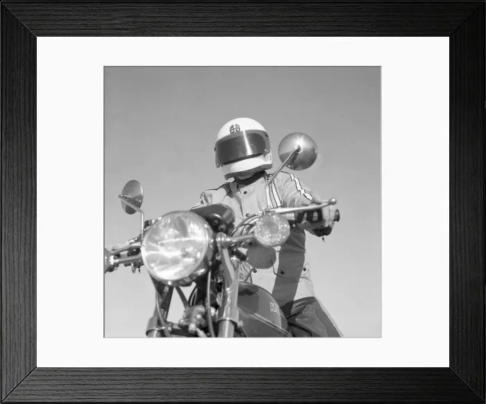 Framed Print : Kawasaki KL 250 motorbike Framed Print : Kawasaki KL 250 motorbike