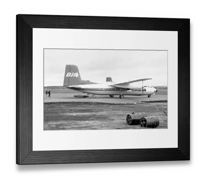 Framed Print : Handley Page HPR. 7 Dart-Herald G-AYMG Framed Print : Handley Page HPR. 7 Dart-Herald G-AYMG