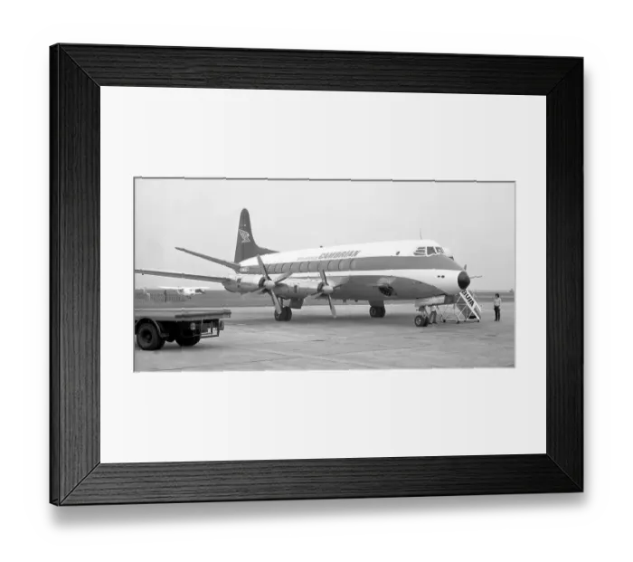 Framed Print : Vickers Viscount 701 G-AMOG Framed Print : Vickers Viscount 701 G-AMOG