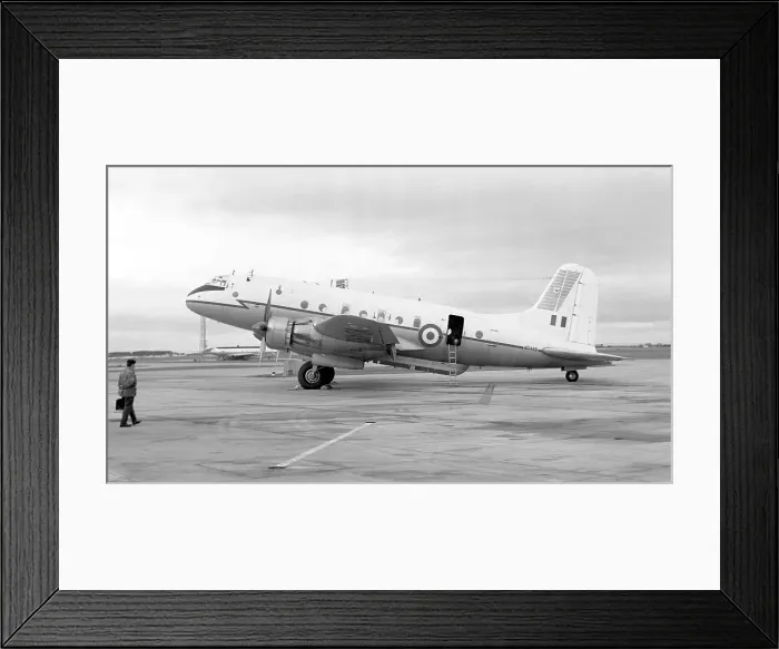 Framed Print : Handley Page Hastings C. 2 WD499 Framed Print : Handley Page Hastings C. 2 WD499