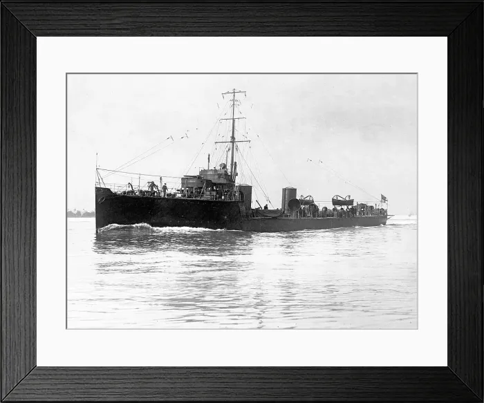 Framed Print : HMS Kale, E-class - River-class destroyer Framed Print : HMS Kale, E-class - River-class destroyer