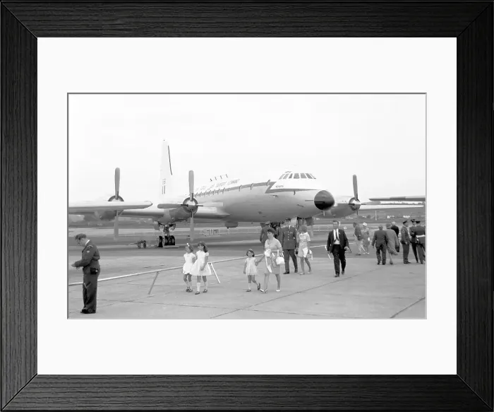 Framed Print : Bristol Britannia C. 1 XL658 Framed Print : Bristol Britannia C. 1 XL658