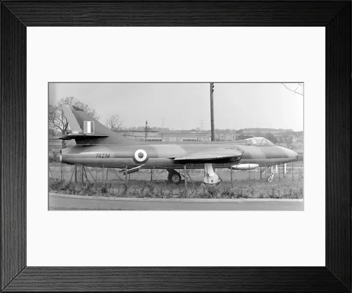 Framed Print : Hawker Hunter F. 1 7421M - WT660 Framed Print : Hawker Hunter F. 1 7421M - WT660