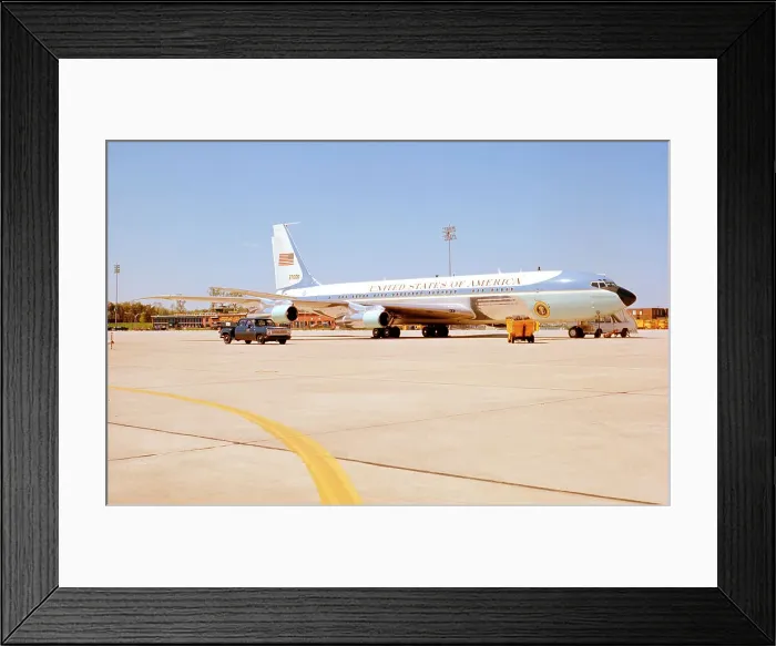 Framed Print : Boeing VC-137C 72-7000 Framed Print : Boeing VC-137C 72-7000