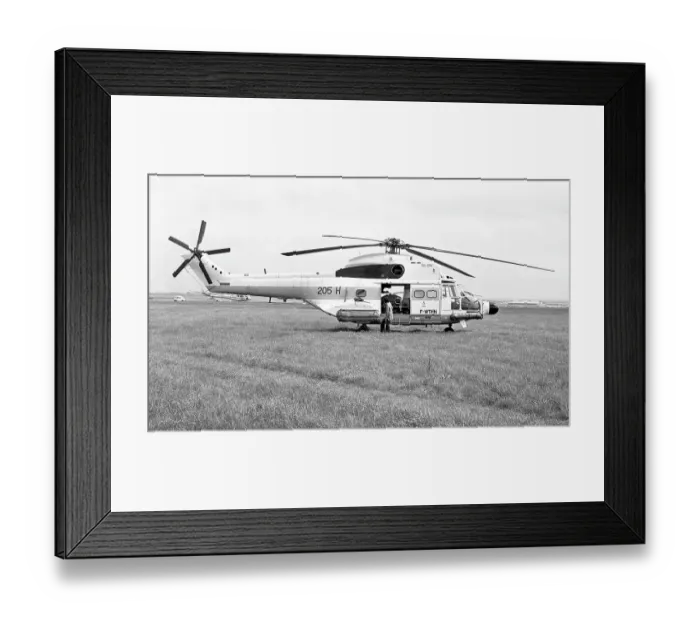 Framed Print : Aerospatiale SA-330J Puma F-WTNN Framed Print : Aerospatiale SA-330J Puma F-WTNN
