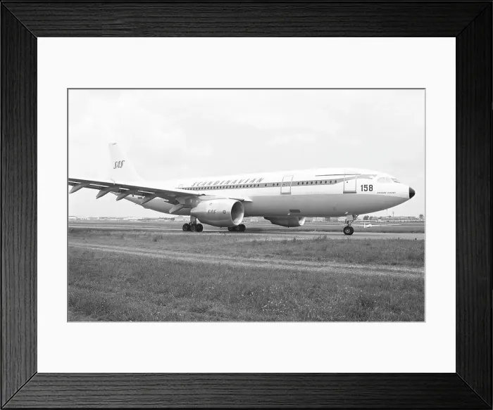 Framed Print : Airbus Industrie A300B2-120 LN-RCA Framed Print : Airbus Industrie A300B2-120 LN-RCA