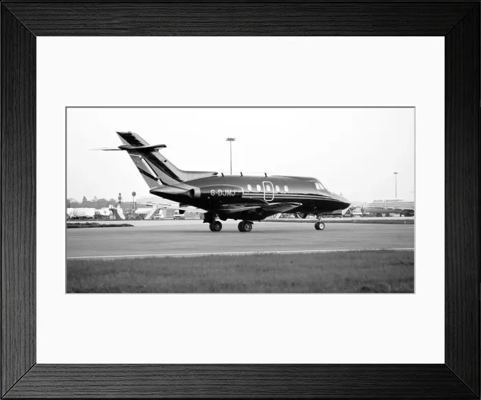 Framed Print : Hawker Siddeley HS. 125 Series 1B / 522 G-DJMJ Framed Print : Hawker Siddeley HS. 125 Series 1B / 522 G-DJMJ