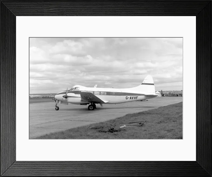 Framed Print : de Havilland DH. 104 Dove 8 G-AVVF Framed Print : de Havilland DH. 104 Dove 8 G-AVVF