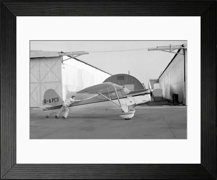 Framed Print : Auster J-5Q Alpine G-APCB Framed Print : Auster J-5Q Alpine G-APCB
