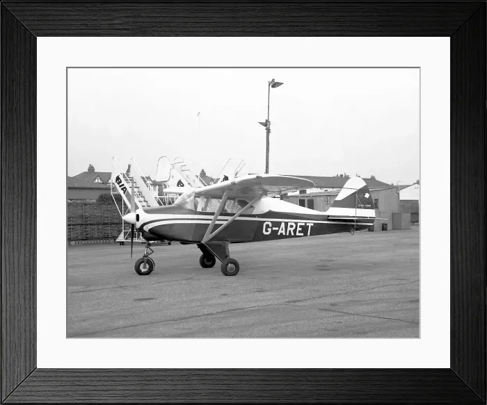 Framed Print : Piper Pa-22 Tri-Pacer G-ARET Framed Print : Piper Pa-22 Tri-Pacer G-ARET