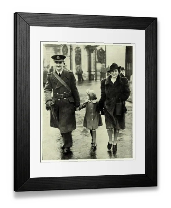 Framed Print : Royal Air Force Pilot Officer G. H. Bennions, WW2 Framed Print : Royal Air Force Pilot Officer G. H. Bennions, WW2