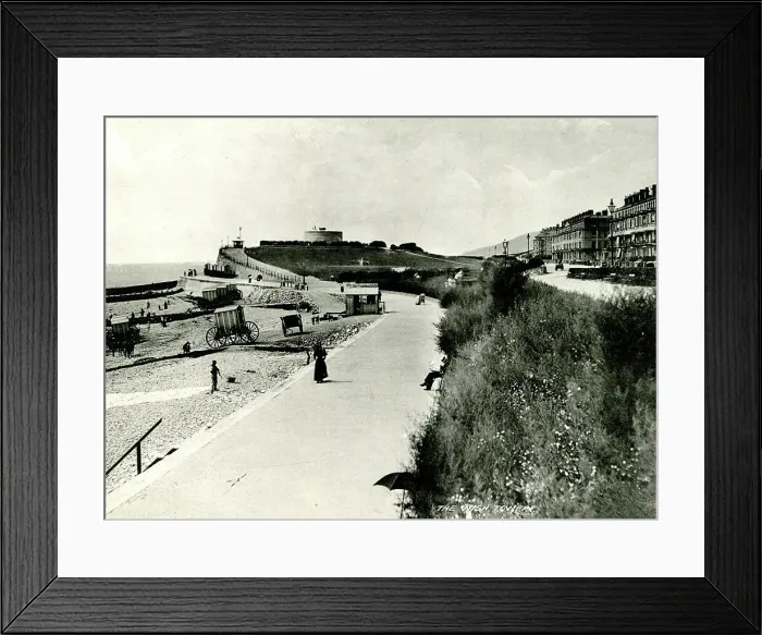 Framed Print : The Wish Tower - Eastbourne, Sussex Framed Print : The Wish Tower - Eastbourne, Sussex