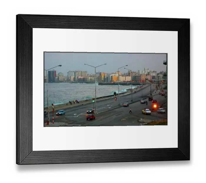 Framed Print : Waterside view of Havana, Cuba Framed Print : Waterside view of Havana, Cuba