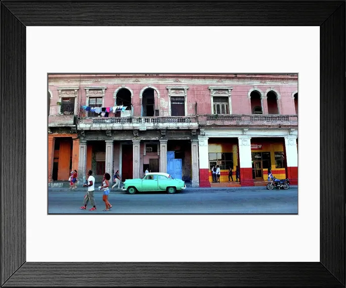 Framed Print : Havana street scene, Cuba Framed Print : Havana street scene, Cuba