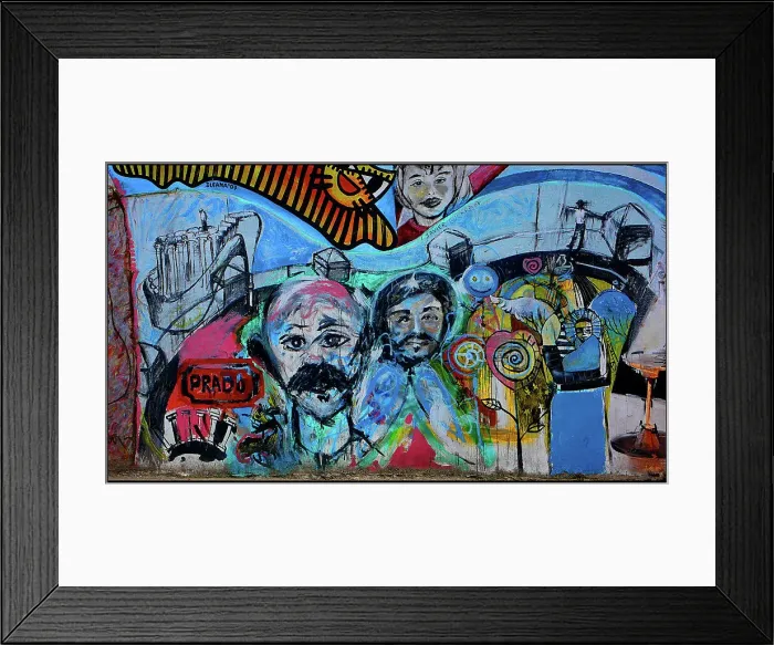 Framed Print : Graffiti Havana, Cuba Framed Print : Graffiti Havana, Cuba