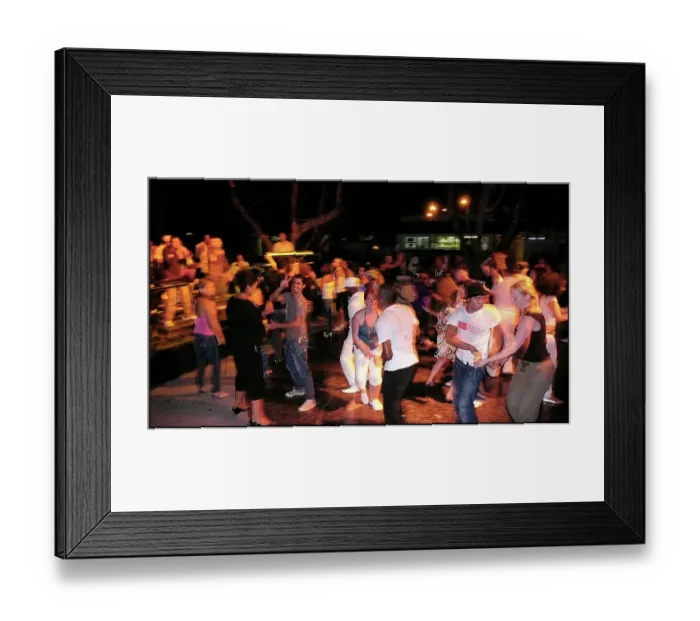 Framed Print : Dancing to salsa music, Havana, Cuba Framed Print : Dancing to salsa music, Havana, Cuba