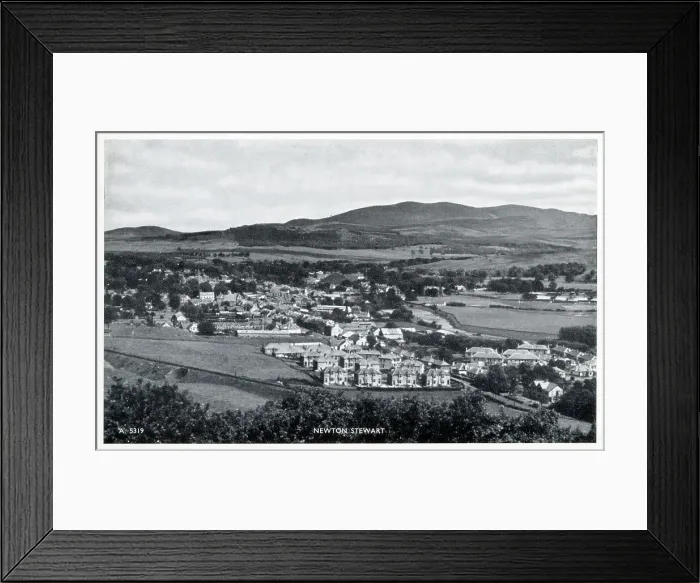 Framed Print : Newton Stewart, Dumfries and Galloway, southwest Scotland Framed Print : Newton Stewart, Dumfries and Galloway, southwest Scotland