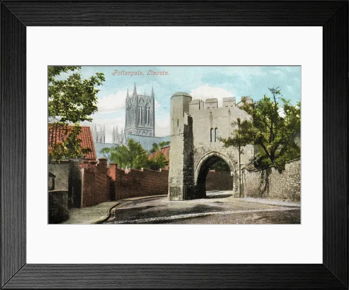 Framed Print : Pottergate, Lincoln, Lincolnshire Framed Print : Pottergate, Lincoln, Lincolnshire