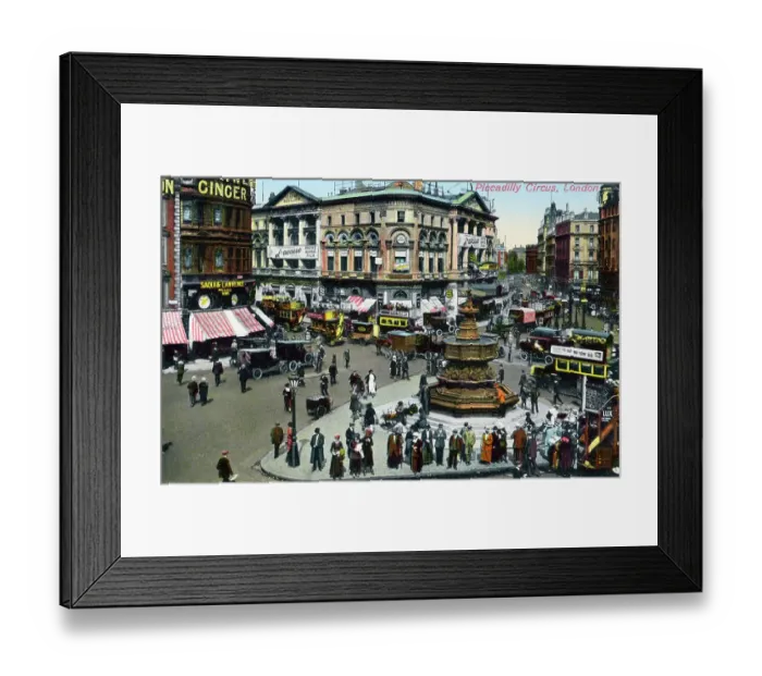 Framed Print : Piccadilly Circus, London Framed Print : Piccadilly Circus, London
