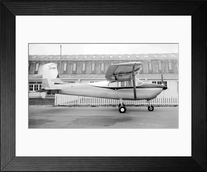 Framed Print : Cessna 182 ZK-BRI Framed Print : Cessna 182 ZK-BRI