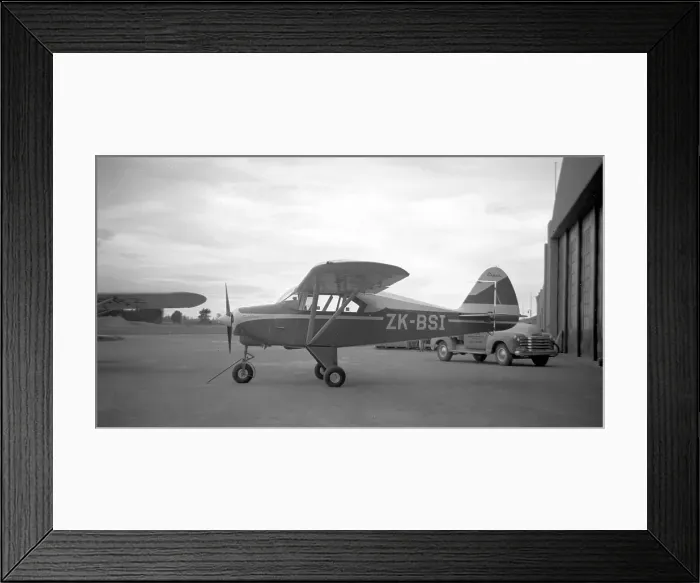 Framed Print : Piper PA-22 Caribbean ZK-BSI Framed Print : Piper PA-22 Caribbean ZK-BSI