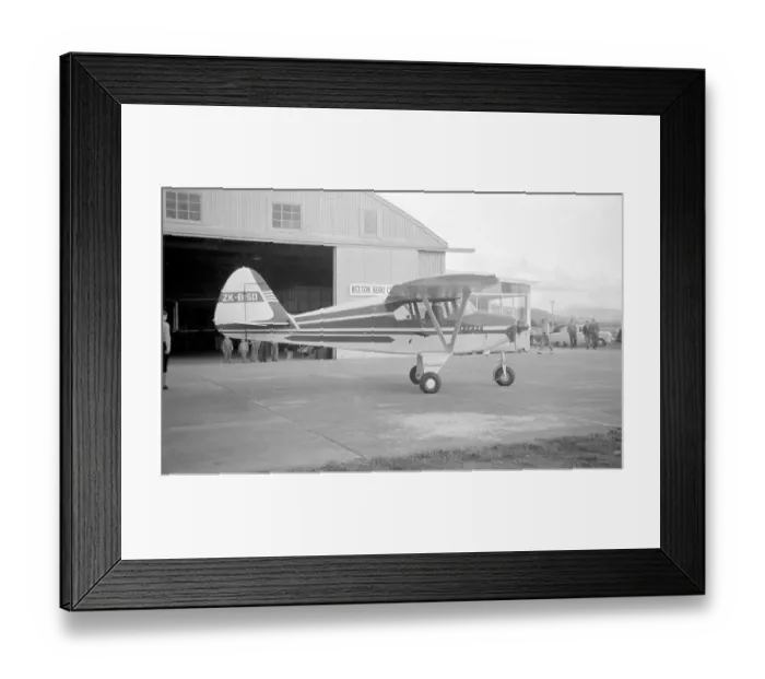 Framed Print : Piper PA-22 Tri-Pacer ZK-BSD Framed Print : Piper PA-22 Tri-Pacer ZK-BSD