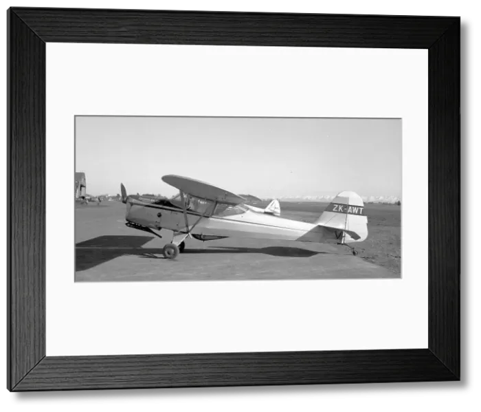 Framed Print : Auster J-1 Autocrat ZK-AWT Framed Print : Auster J-1 Autocrat ZK-AWT