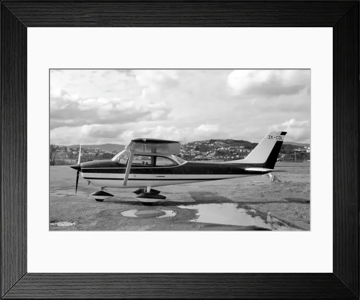 Framed Print : Cessna 172G Skyhawk ZK-COL Framed Print : Cessna 172G Skyhawk ZK-COL