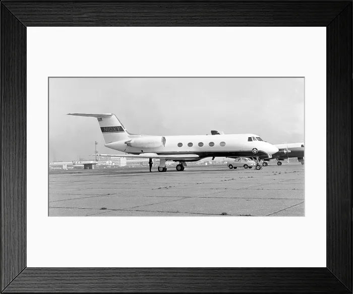 Framed Print : Grumman G-1159 Gulfstream II N10XY Framed Print : Grumman G-1159 Gulfstream II N10XY