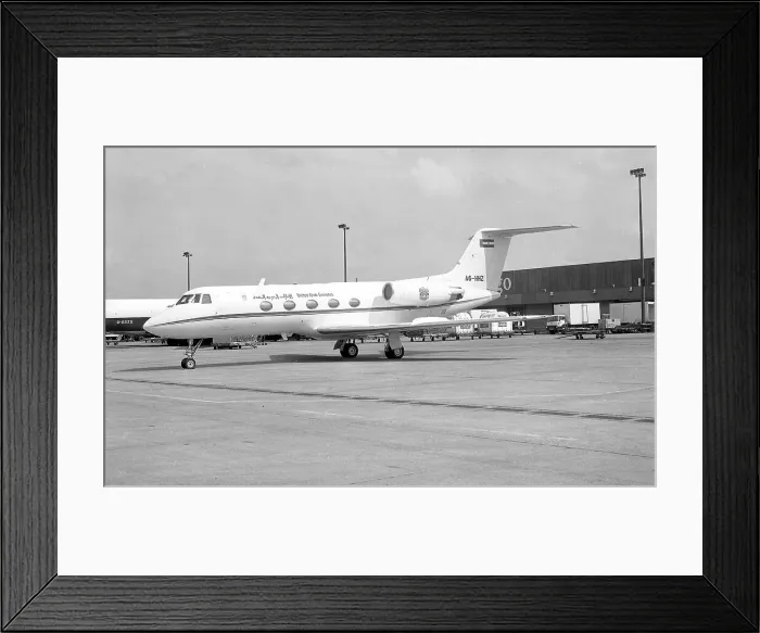 Framed Print : Grumman G-1159 Gulfstream II A6-HHZ Framed Print : Grumman G-1159 Gulfstream II A6-HHZ
