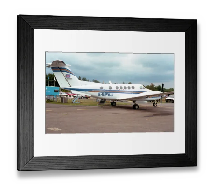 Framed Print : Beechcraft B-200 King Air G-BPWJ Framed Print : Beechcraft B-200 King Air G-BPWJ