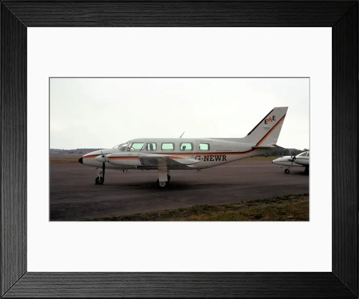 Framed Print : Piper PA-31 Chieftain G-NEWR Framed Print : Piper PA-31 Chieftain G-NEWR