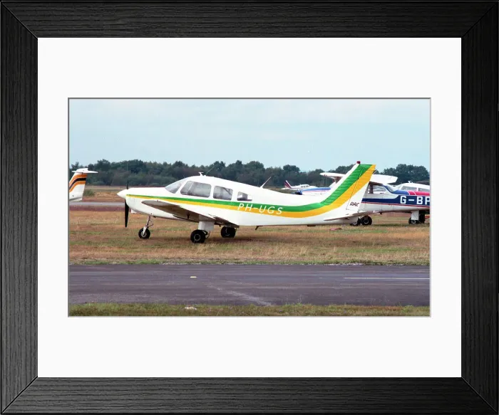Framed Print : Piper PA-28-161 Warrior II PH-UGS Framed Print : Piper PA-28-161 Warrior II PH-UGS