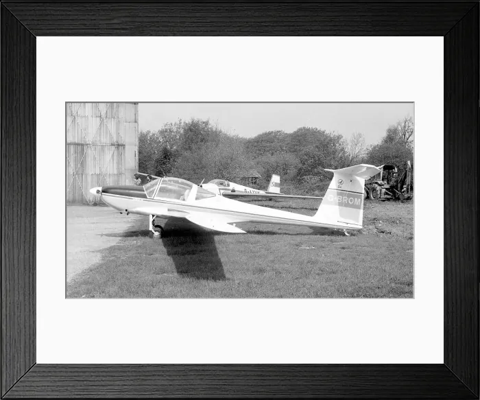Framed Print : ICA-Brasov IS-28M-2 G-BROM Framed Print : ICA-Brasov IS-28M-2 G-BROM