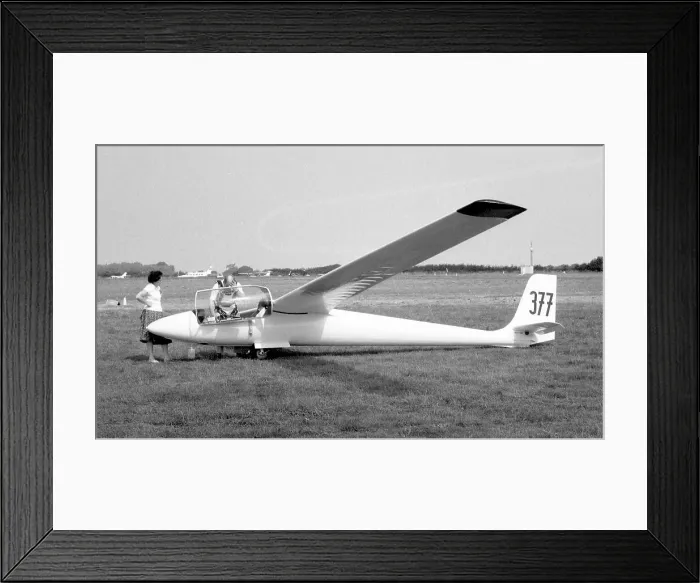 Framed Print : Slingsby Dart 17R 377 Framed Print : Slingsby Dart 17R 377