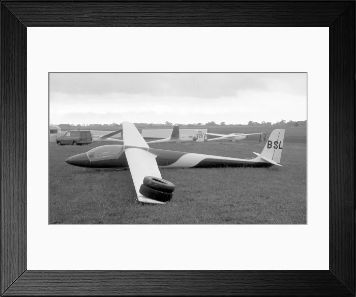 Framed Print : Slingsby T. 51 Dart 17R BSL Framed Print : Slingsby T. 51 Dart 17R BSL