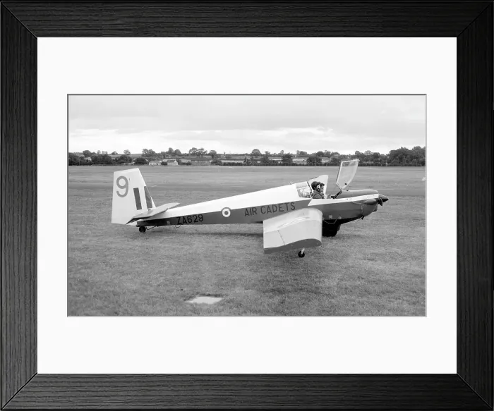 Framed Print : Slingsby T. 61 Venture T. 2 ZA629 9 Framed Print : Slingsby T. 61 Venture T. 2 ZA629 9