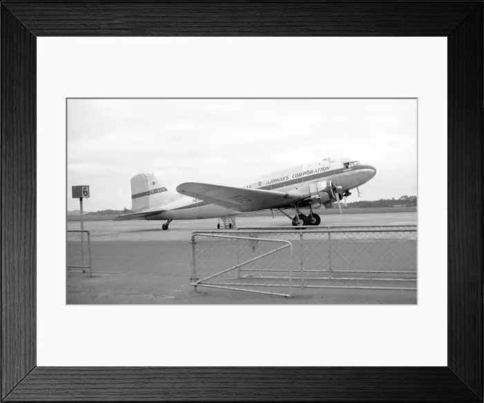 Framed Print : Douglas DC-3 ZK-APB Popotea Framed Print : Douglas DC-3 ZK-APB Popotea