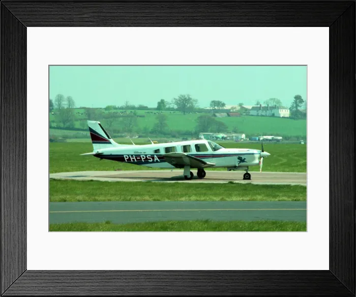 Framed Print : Piper PA-32R Saratoga PH-PSA Framed Print : Piper PA-32R Saratoga PH-PSA