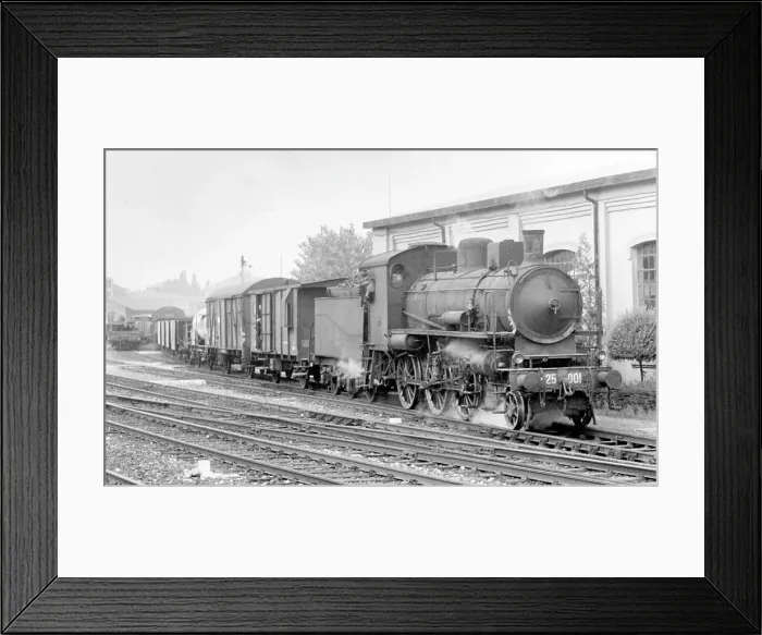Framed Print : Steam locomotive 25001 Framed Print : Steam locomotive 25001